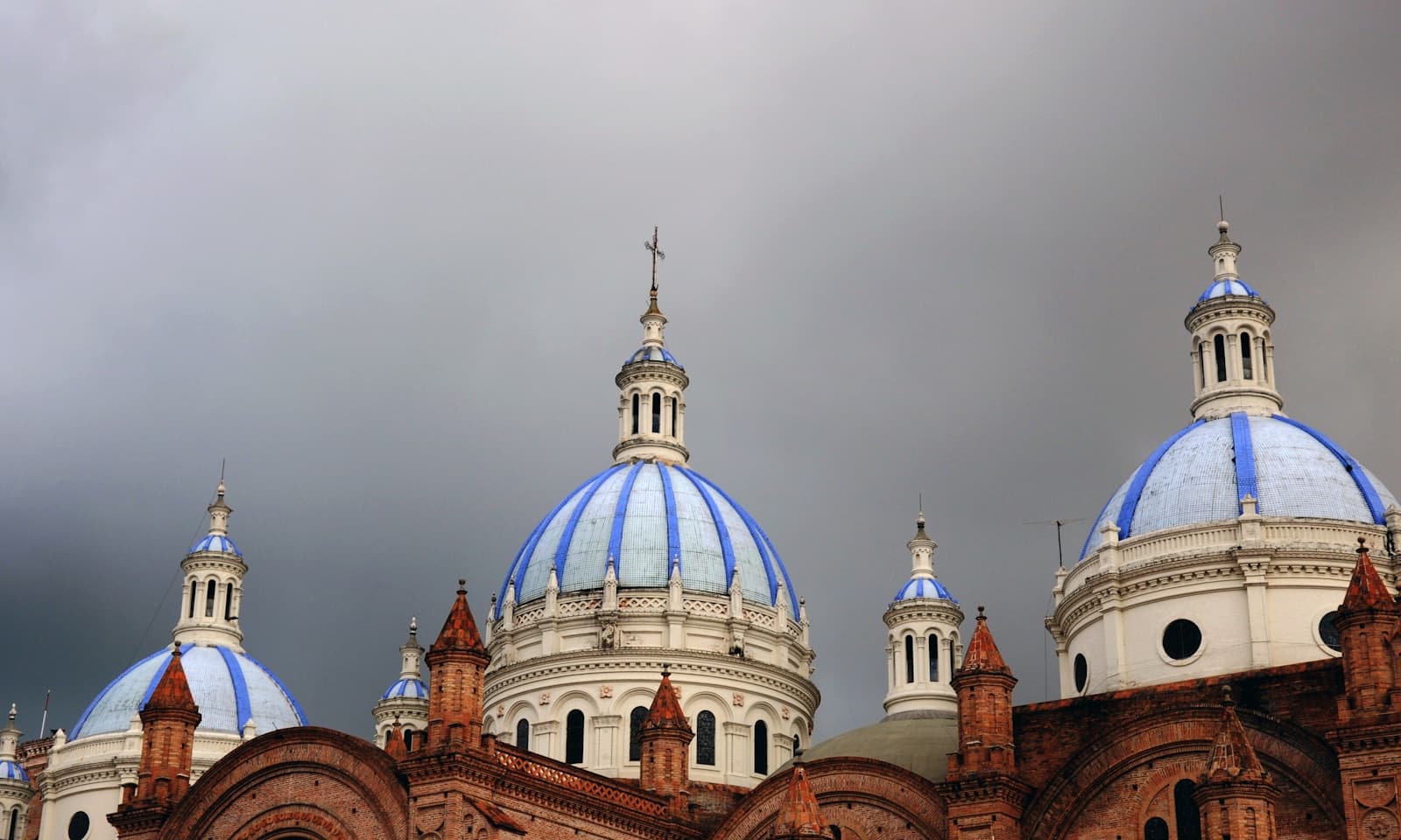 Cuenca, Ecuador, as a visual introduction to Ecuador's destination guides
